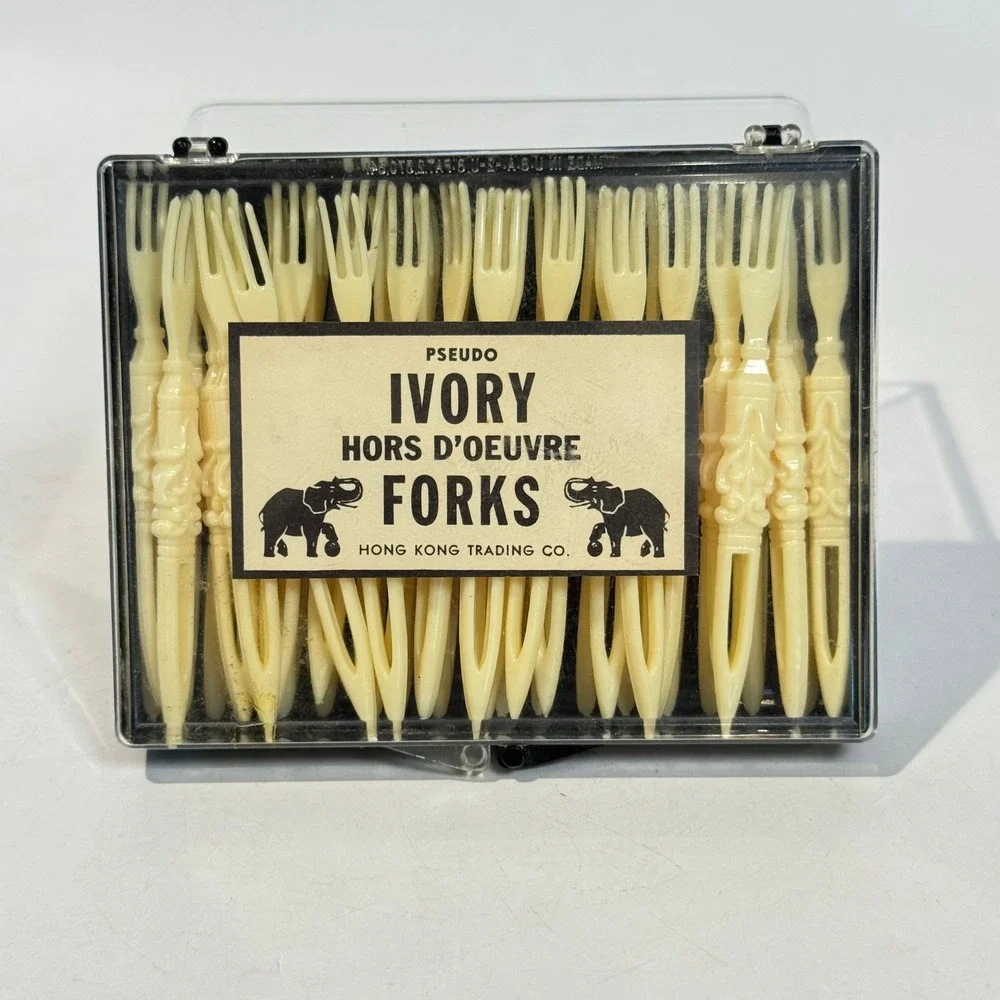 Vintage Pseudo Ivory Hors d'oeuvre Appetizer Forks Set of 44 NEW IOB Hong Kong